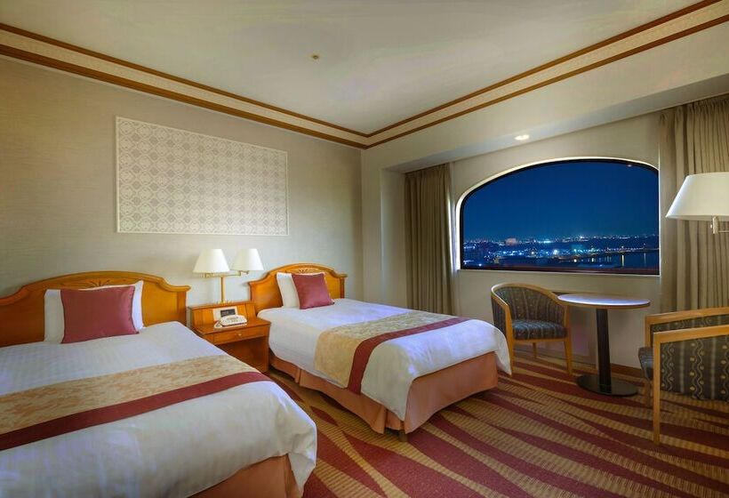 Номер Deluxe, Plaza Kobe