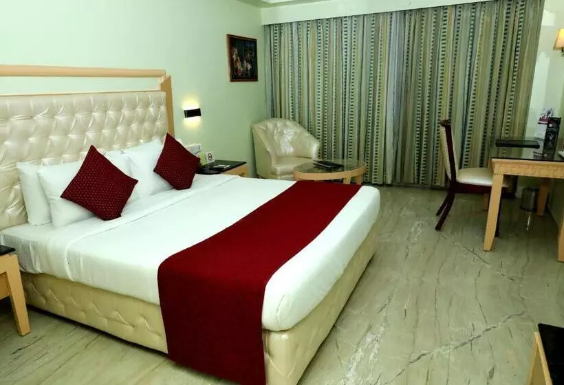 エクゼクティブルーム, Quality Inn Sabari