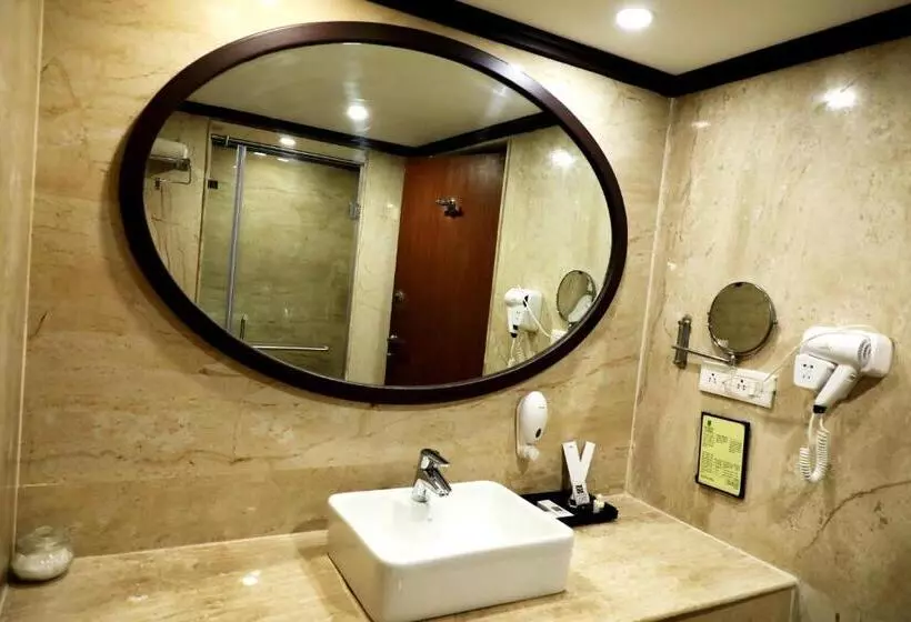 デラックスルーム, Quality Inn Sabari