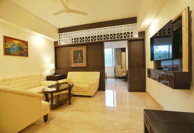 豪华房间, Quality Inn Sabari