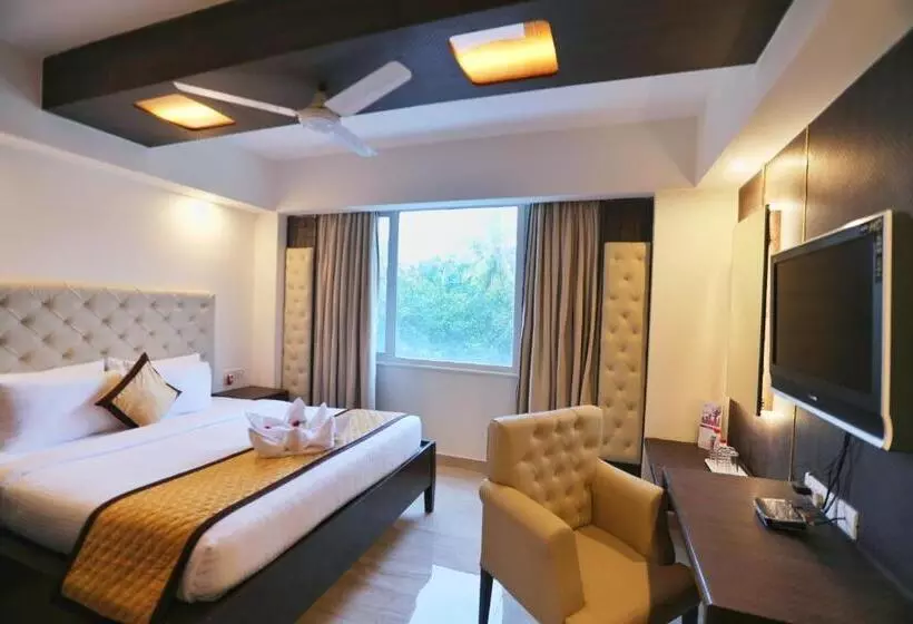デラックスルーム, Quality Inn Sabari
