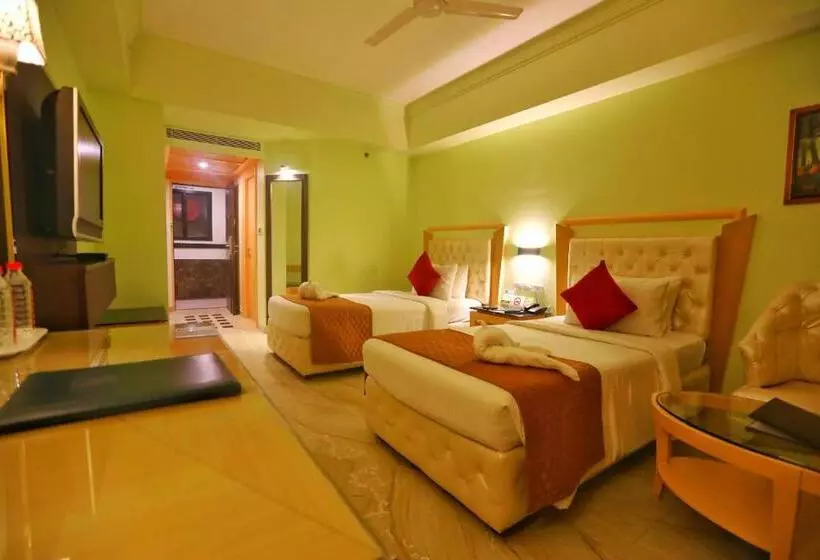 エクゼクティブルーム, Quality Inn Sabari