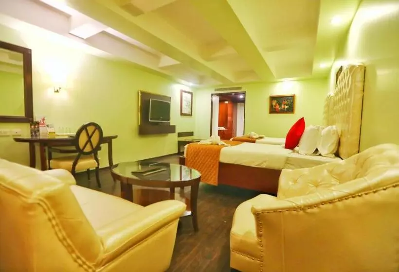 デラックスルーム, Quality Inn Sabari
