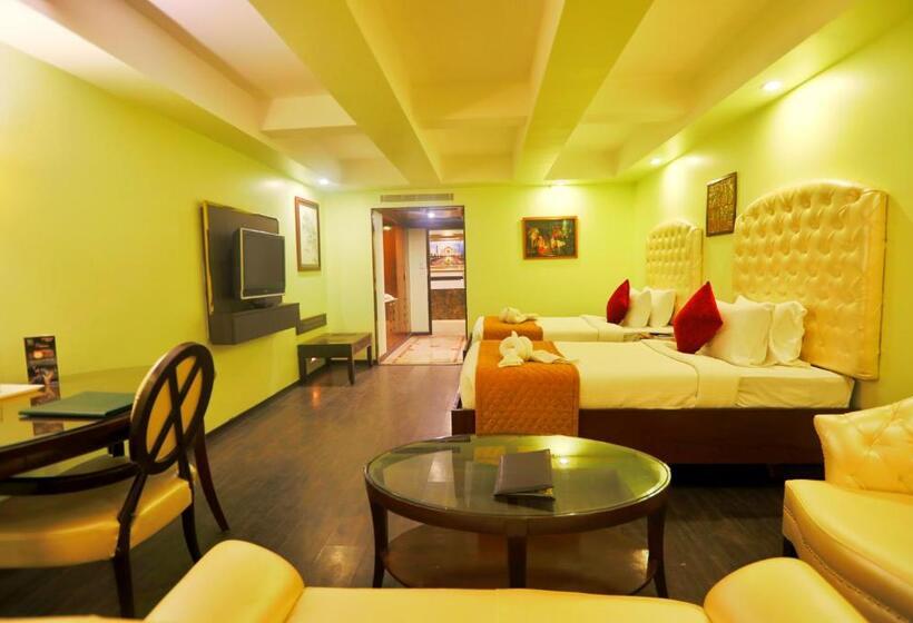 デラックスルーム, Quality Inn Sabari