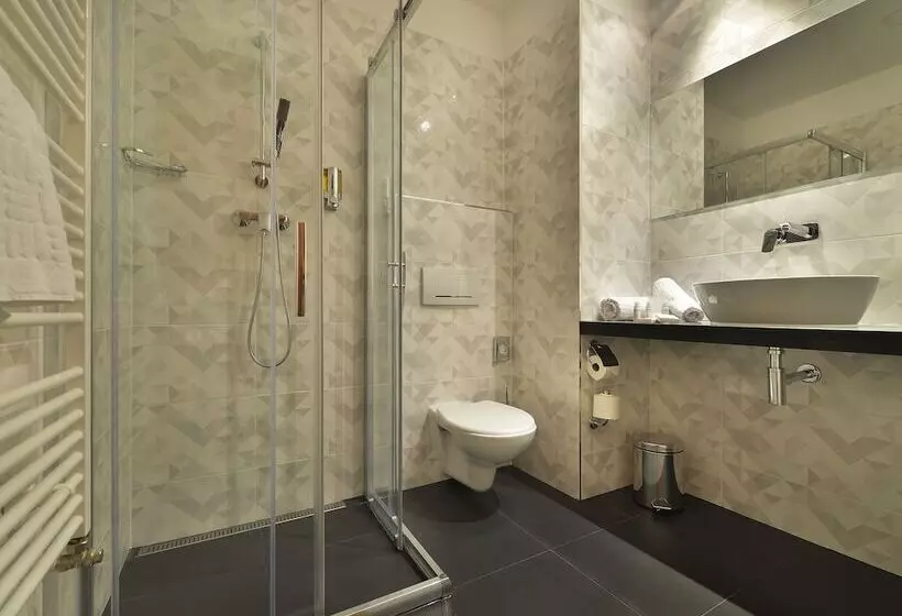 スタンダードルーム, Ramada Airport Hotel Prague