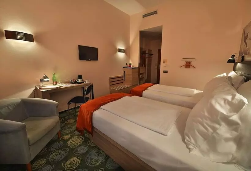 スタンダードルーム, Ramada Airport Hotel Prague