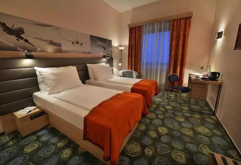 スタンダードルーム, Ramada Airport Hotel Prague