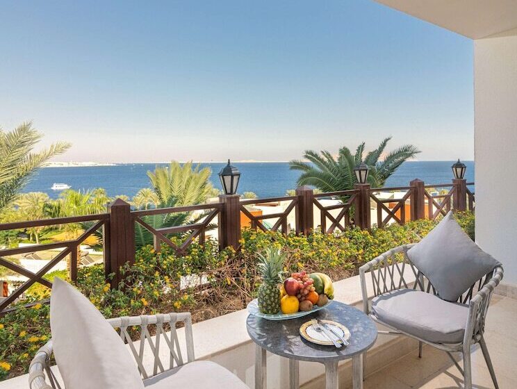 اتاق پرمیوم با چشم‌انداز دریا, Sultan Gardens Resort