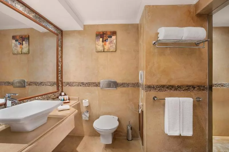 اتاق پرمیوم با چشم‌انداز دریا, Sultan Gardens Resort