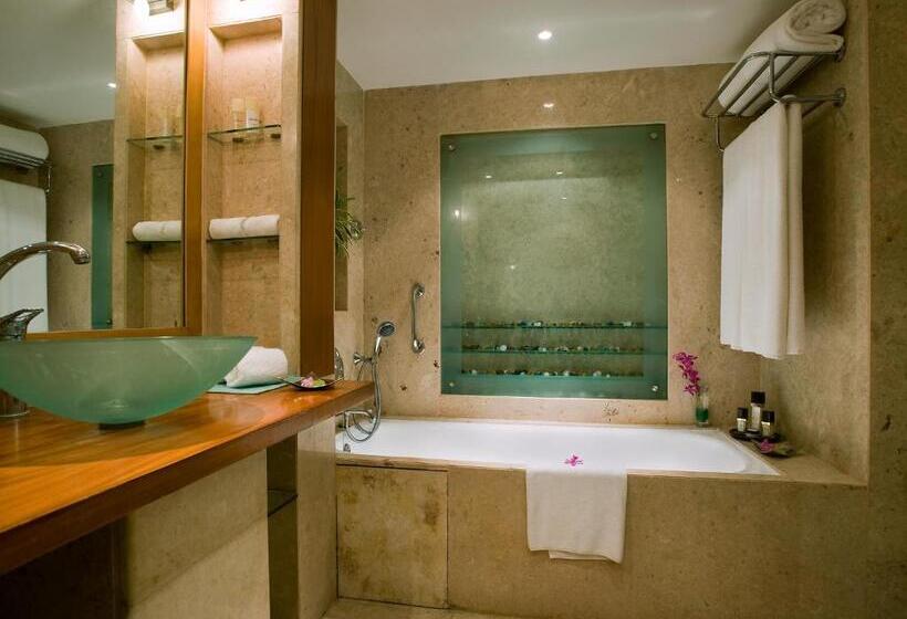 Люкс Executive Кровать Кинг, The Lalit Mumbai