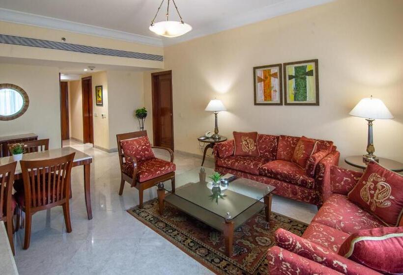 Апартаменты 1 Спальня, The Lalit Mumbai