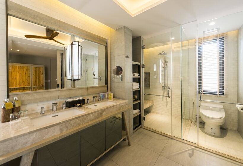 テラス付スイート, Layana Resort & Spa Adult Only Sha Extra Plus