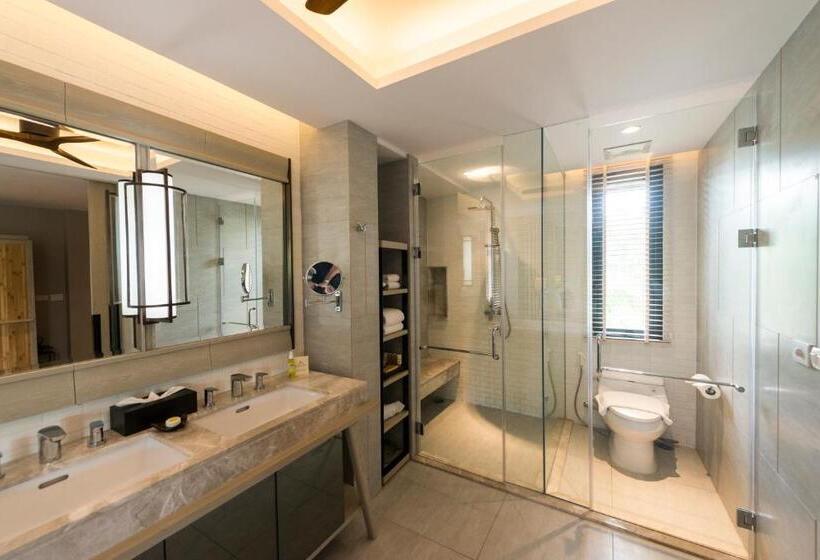 テラス付スイート, Layana Resort & Spa Adult Only Sha Extra Plus