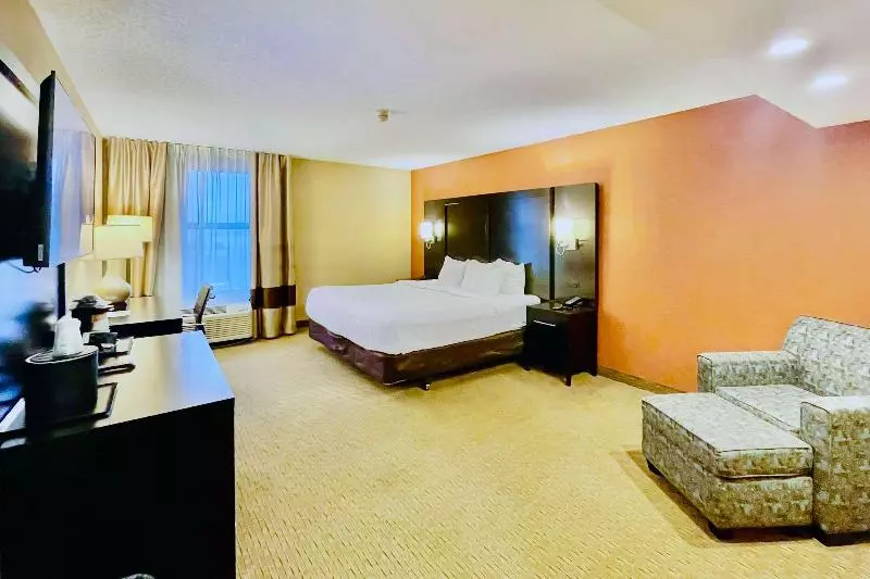 キングサイズベッドのスタンダードルーム, Layana Resort & Spa   Adult Only