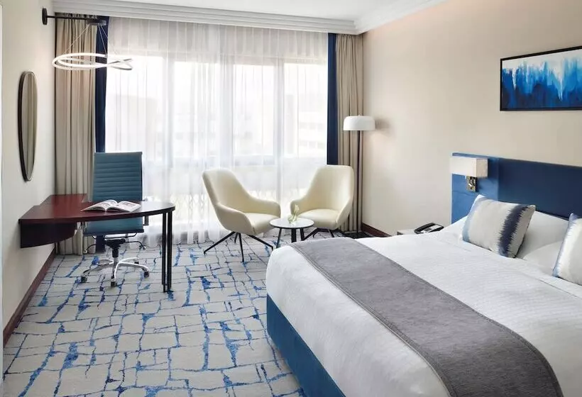 سوییت لوکس, Mövenpick Hotel & Apartments Bur Dubai