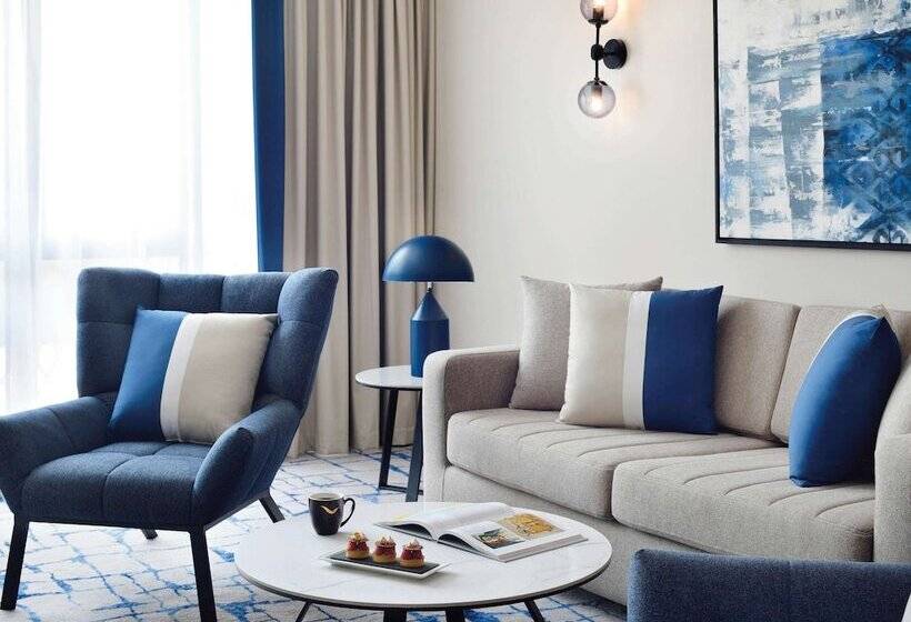 سوییت لوکس, Mövenpick Hotel & Apartments Bur Dubai