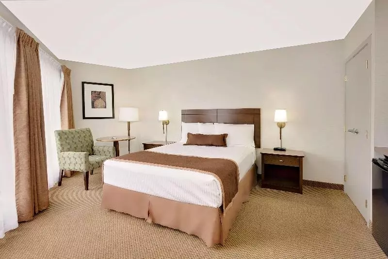 اتاق سوپریور, Mövenpick Hotel & Apartments Bur Dubai