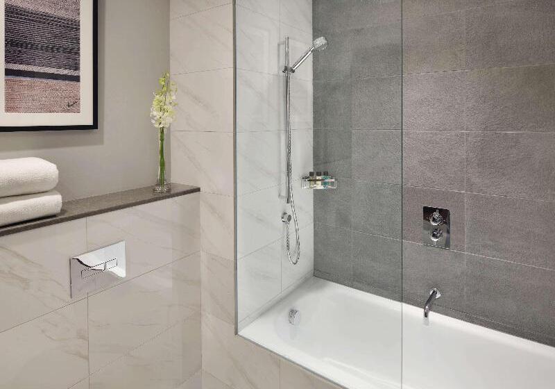 Семейный Номер, Mövenpick Hotel & Apartments Bur Dubai