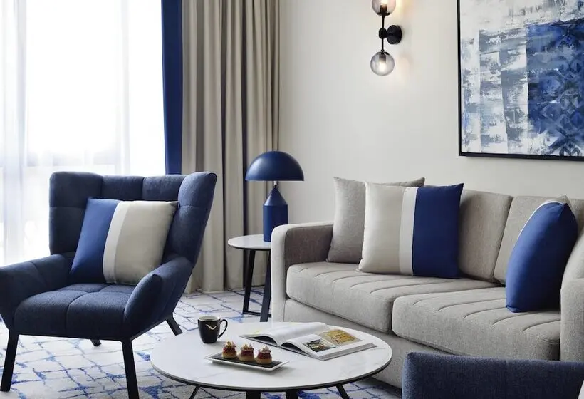 سوییت لوکس, Mövenpick Hotel & Apartments Bur Dubai