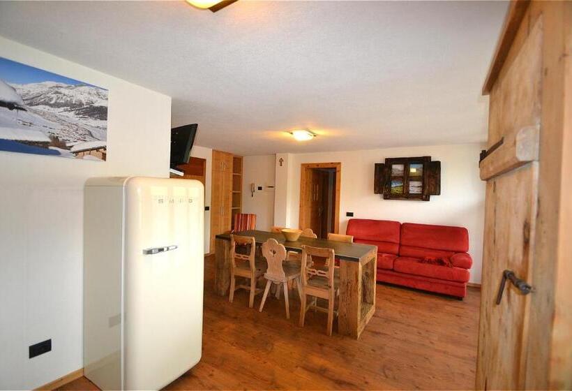 2 Szobás Apartman, Appartamenti Calanda Livigno Center