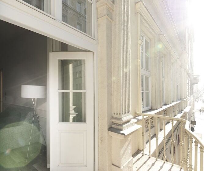سوییت جونیور, Boutique Residence Budapest