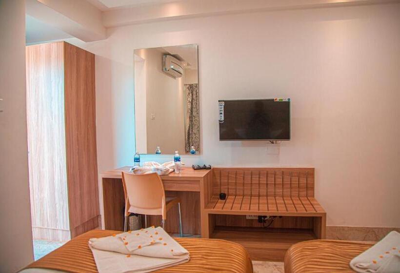 Номер Deluxe, Park Avenue Suites