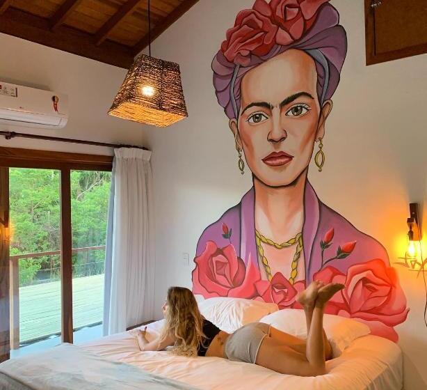 Superior suite with balcony, Reserva Ilhabela