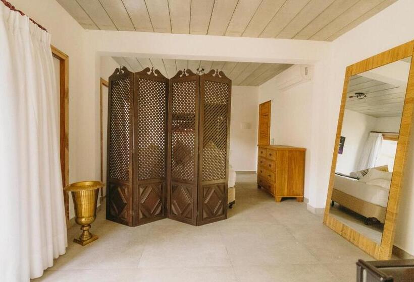 Люкс Повышенной Комфортности, Reserva Ilhabela