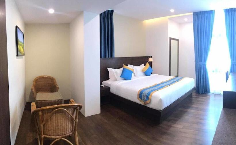 اتاق لوکس, Capital