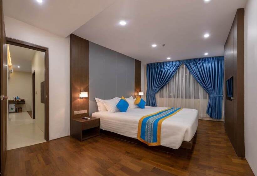 سوییت جونیور, Capital