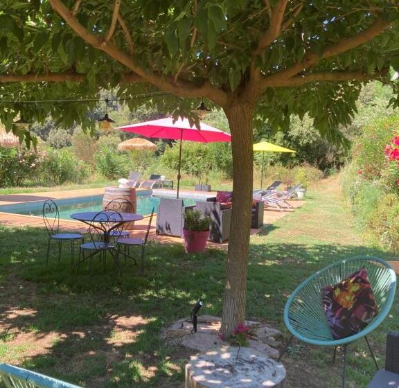 标准间, Domaine U Bugnu