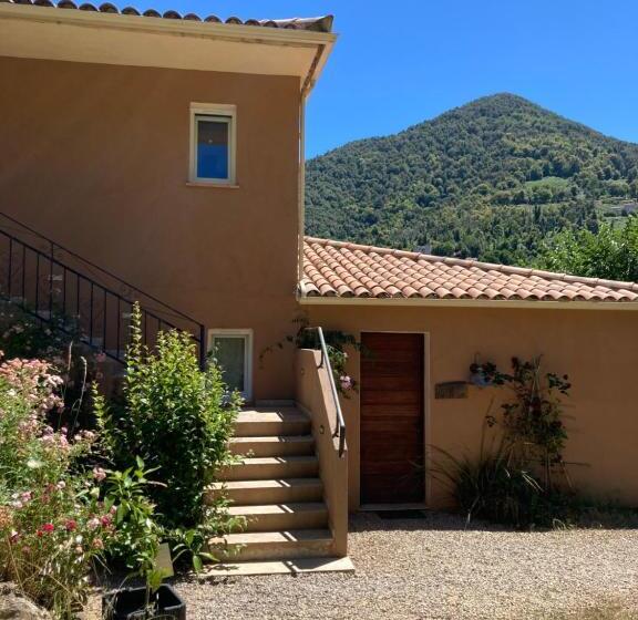 带大床的标准间, Domaine U Bugnu