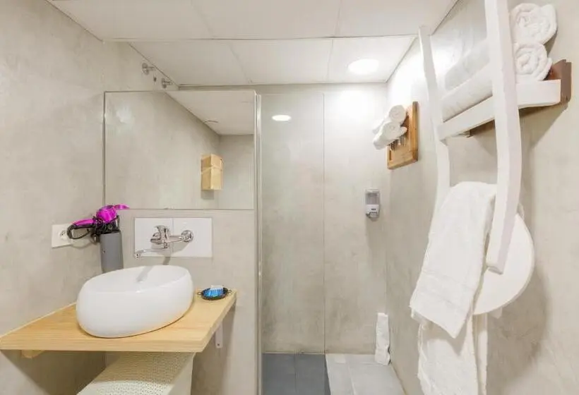 اتاق استاندارد, Tomate Rooms