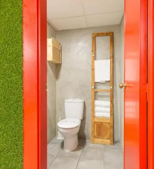آپارتمان 1 خوابه با تراس, Tomate Rooms