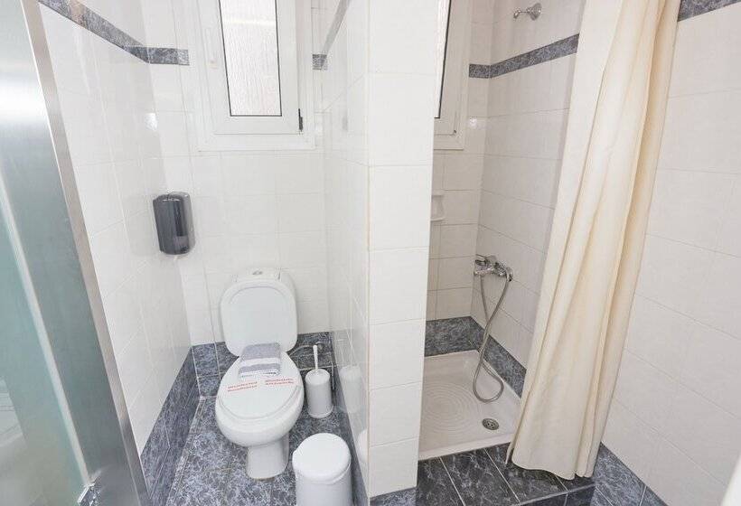 غرفة قياسية ثلاثية, Aegeon