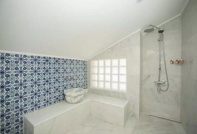 Suite with Terrace, Argos