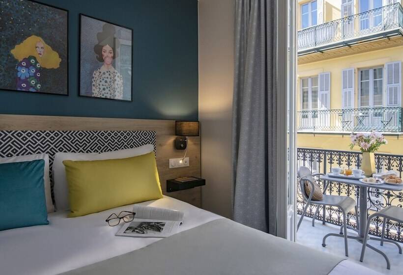 スタンダードルーム, Bristol Nice