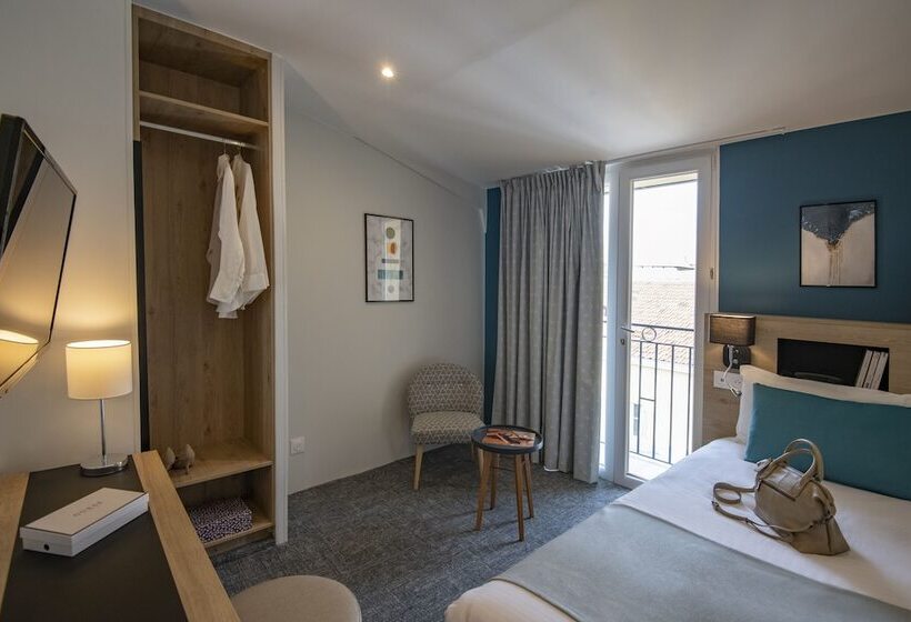 Quarto Estandar Individual, Bristol Nice
