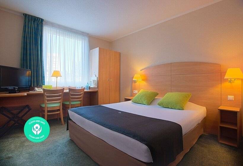 스탠다드 룸 더블 침대, Campanile  Lublin