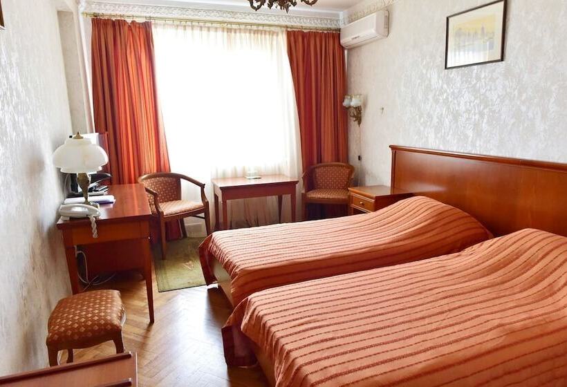 스탠다드 룸, Danilovskaya