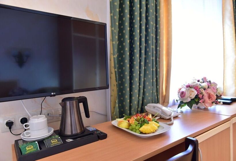 수피리어 룸, Danilovskaya