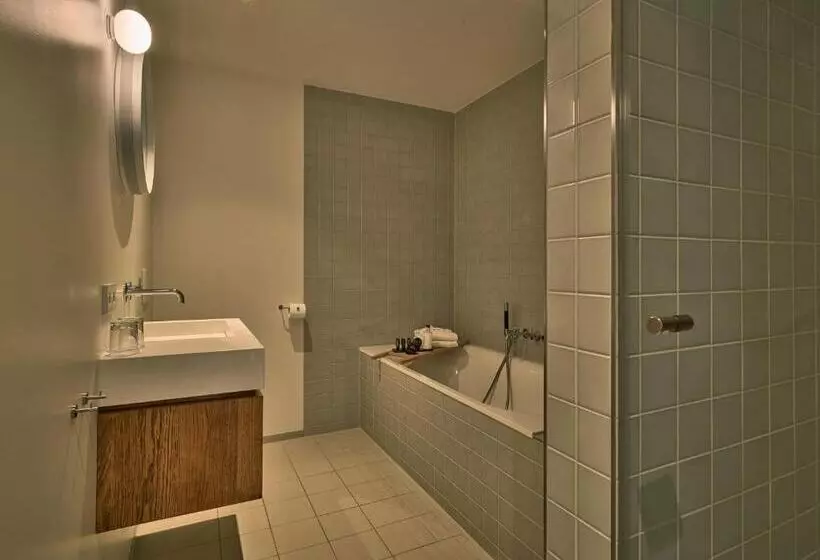 Deluxe Room, De Nederlanden, Restaurant & Boutique