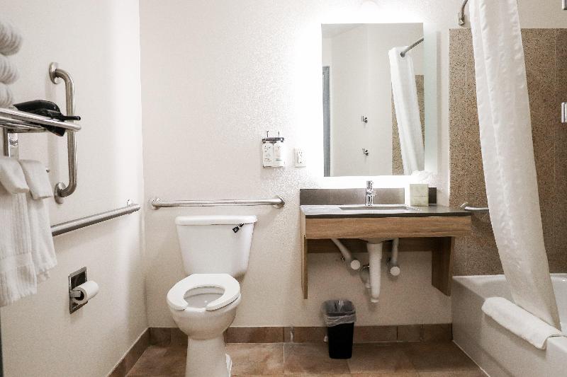 اتاق لوکس, Ibis Budget Singapore Emerald
