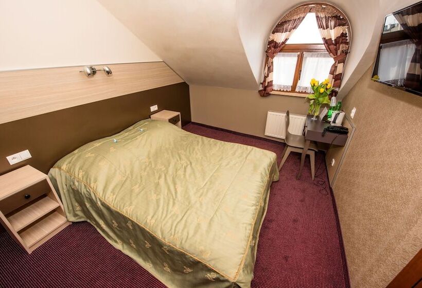 スタンダードルーム, Kazimierz