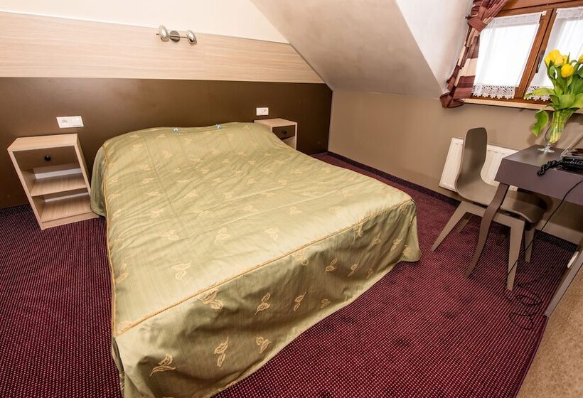 スタンダードルーム, Kazimierz