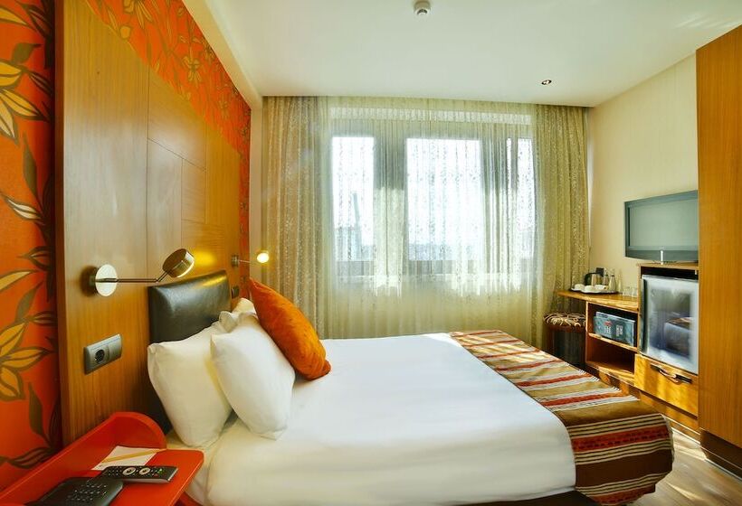 Superior Room, Konak Hotel Taksim