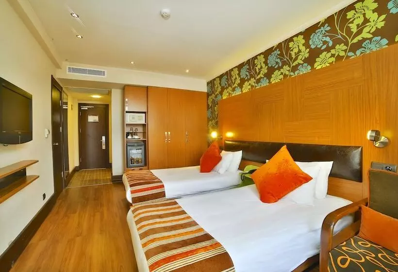 スイート（家族用）, Konak Hotel Taksim