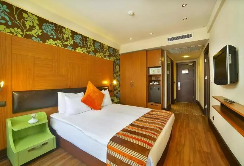 スイート（家族用）, Konak Hotel Taksim