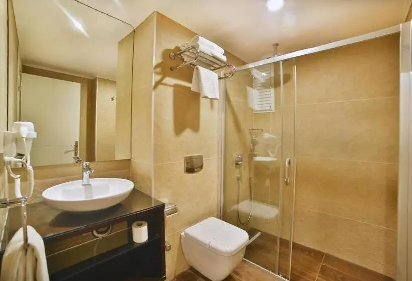 スイート（家族用）, Konak Hotel Taksim