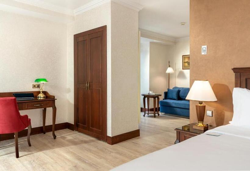 デラックススイート, Occidental Taksim